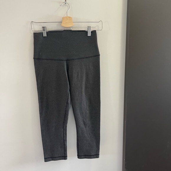 Lululemon wunder under crop leggings - Picture 1 of 5